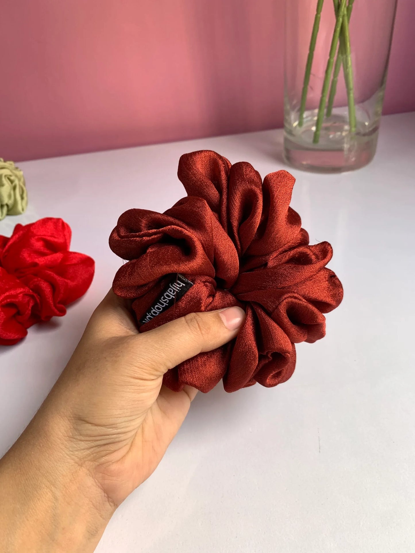 Silk Scrunchy – Musk