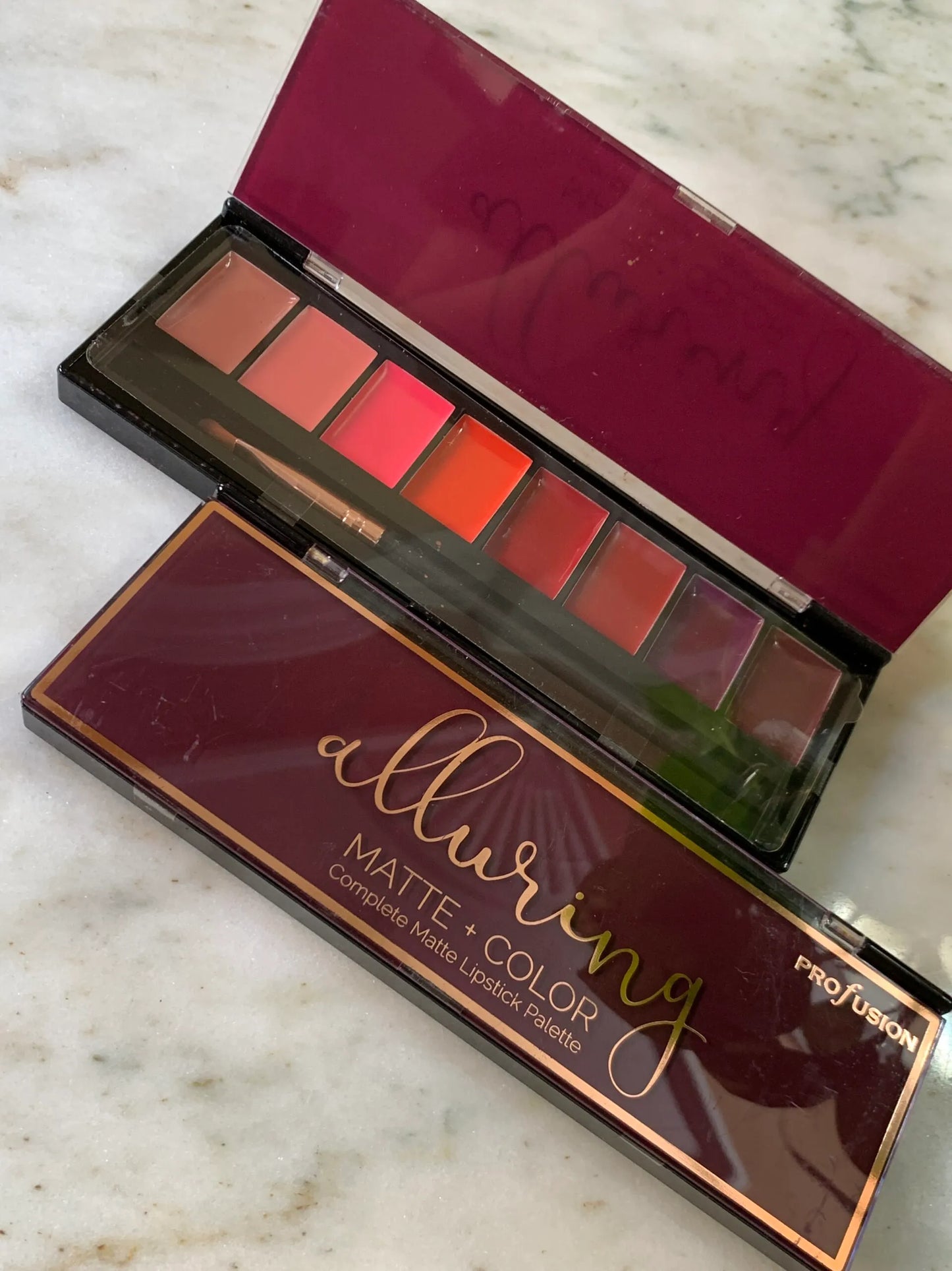 Profusion – Alluring Matte Lipsticks