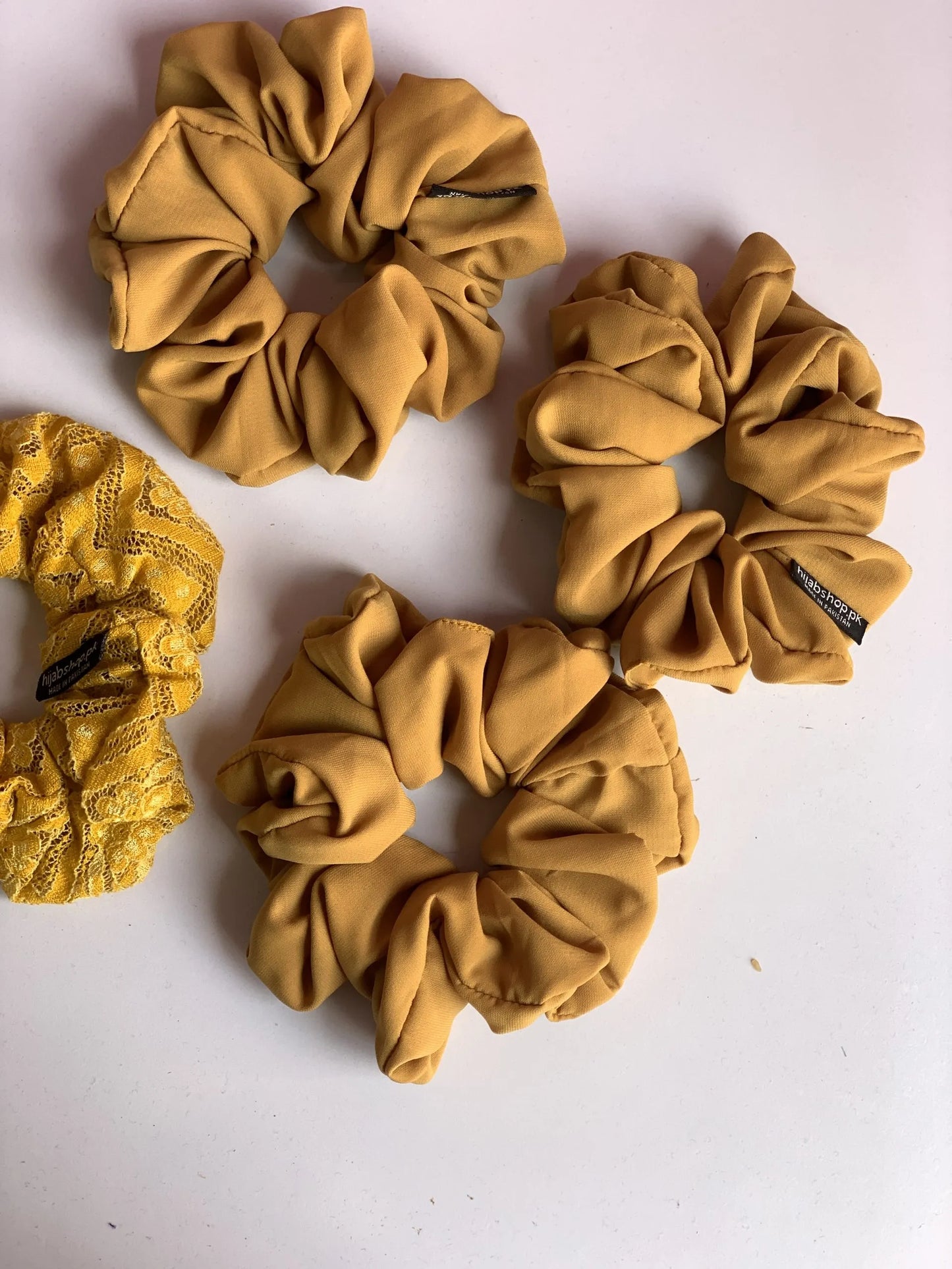 Silk Scrunchy – Mustard