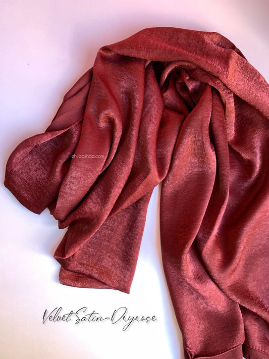 Dry Rose – Velvet Satin
